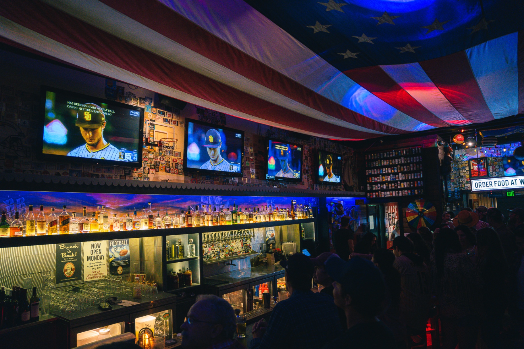 Harbor Town Pub events